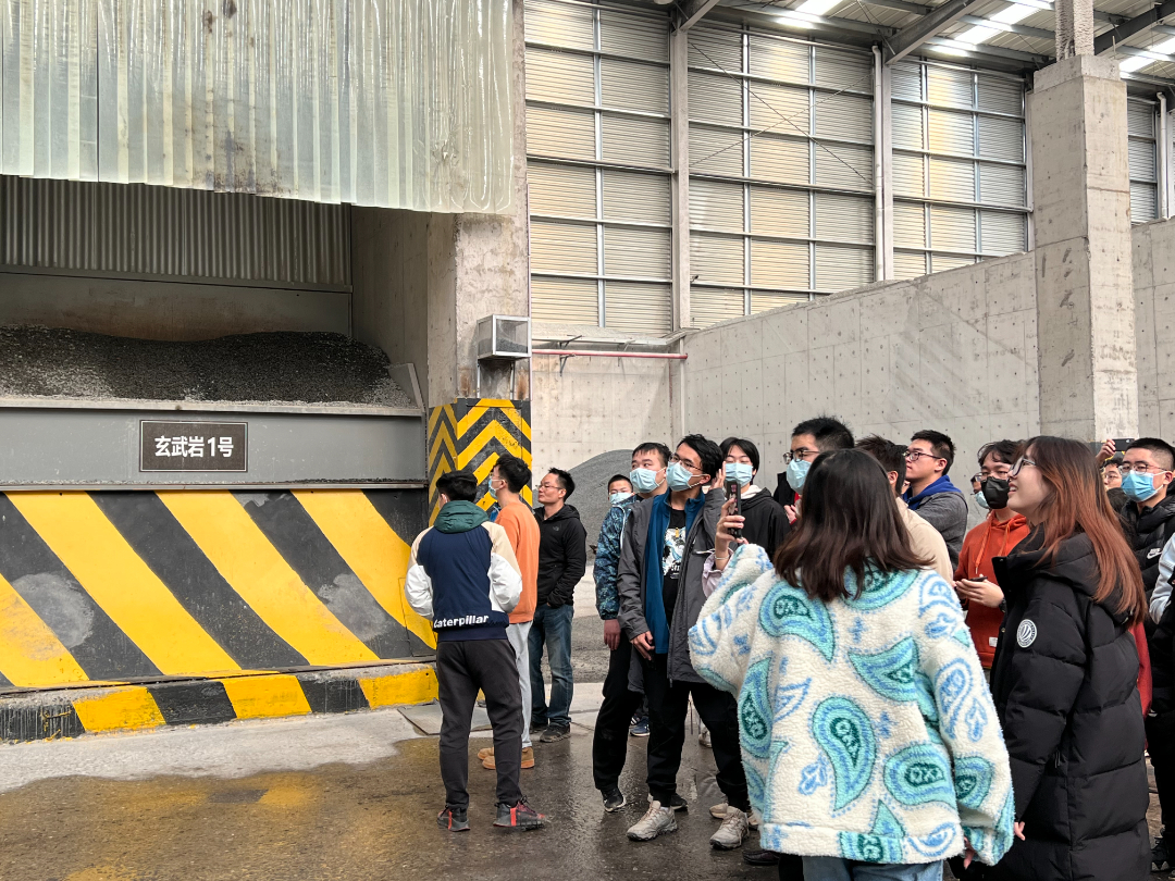 微信图片_202112151351374.jpg