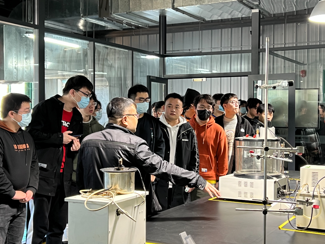 微信图片_2021121513513610.jpg