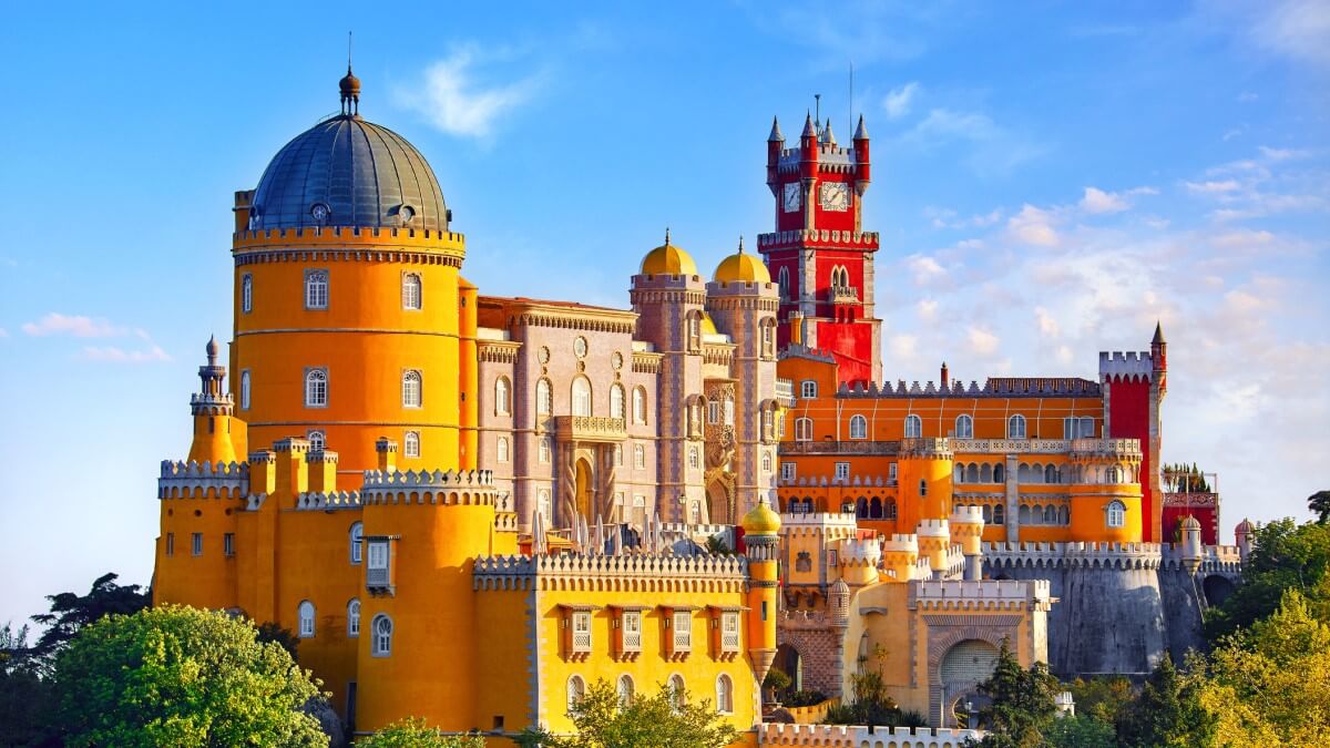 Palace-of-Pena-in-Sintra.-Lisbon-Portugal..jpg