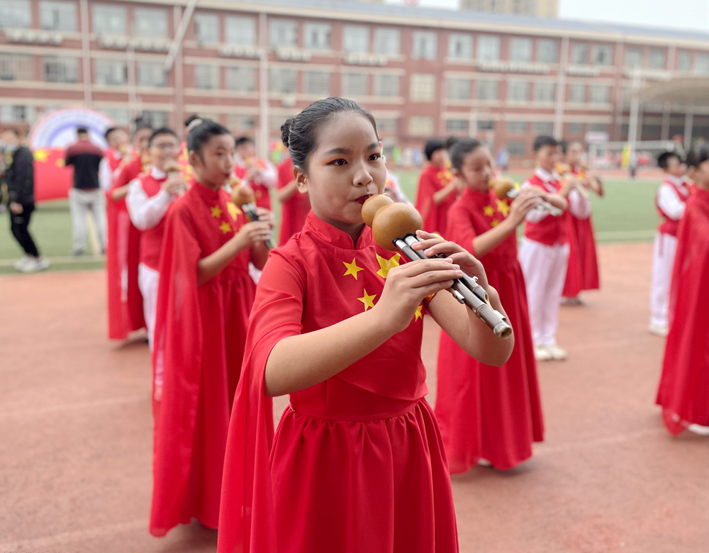 知源学校小初部第六届“体育艺术节” 暨第七届田径运动会开幕式圆满落幕