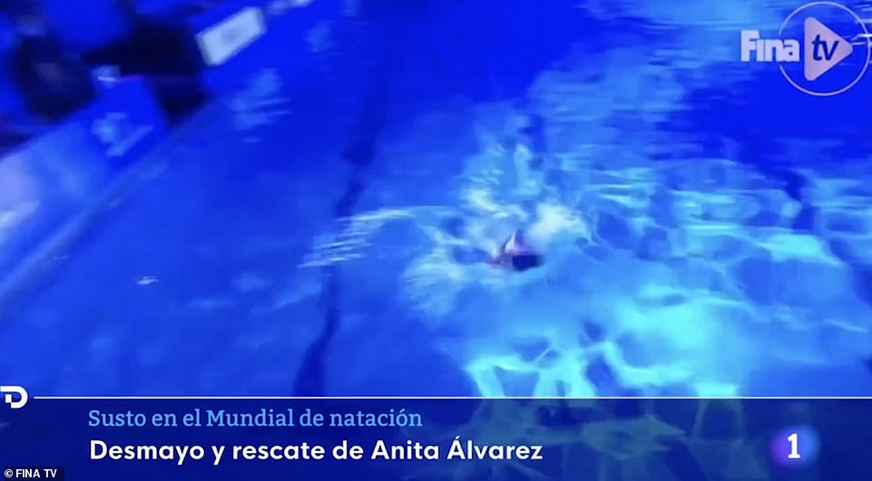 59425225-10944325-Coach_Fuentes_dived_into_the_pool_in_Barcelona_to_save_Anita_Alv-a-48_1655975834782.jpg