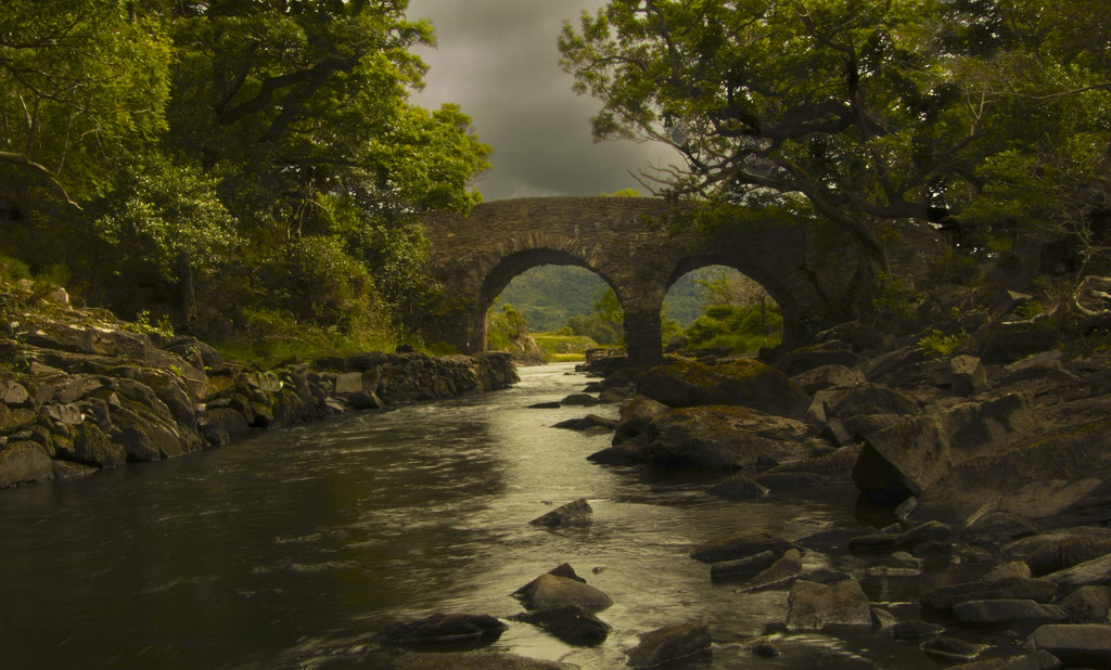 爱尔兰的石桥.jpg