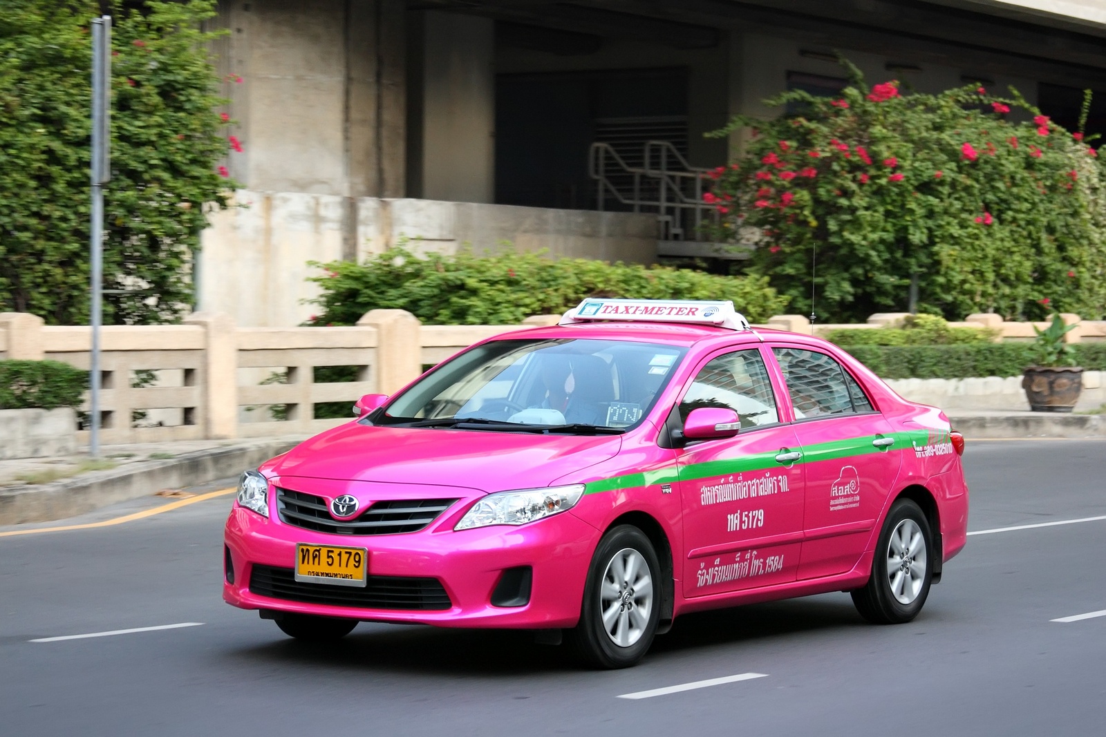 Taxi-meter_in_Bangkok_08.jpg