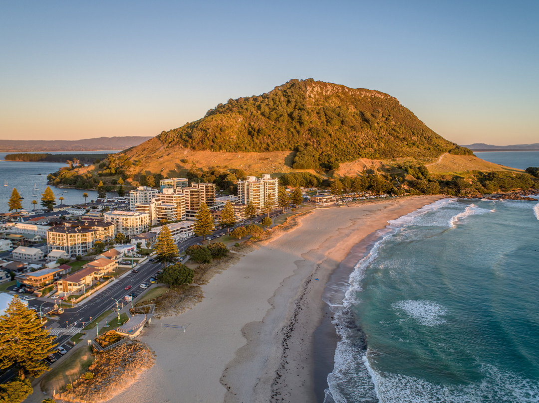 Mount_Maunganui_Sunrise_Aerial.jpg