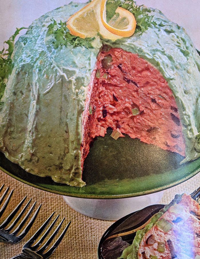 internet-group-sharing-disgusting-vintage-food-62fa1383bc11f__700.jpg