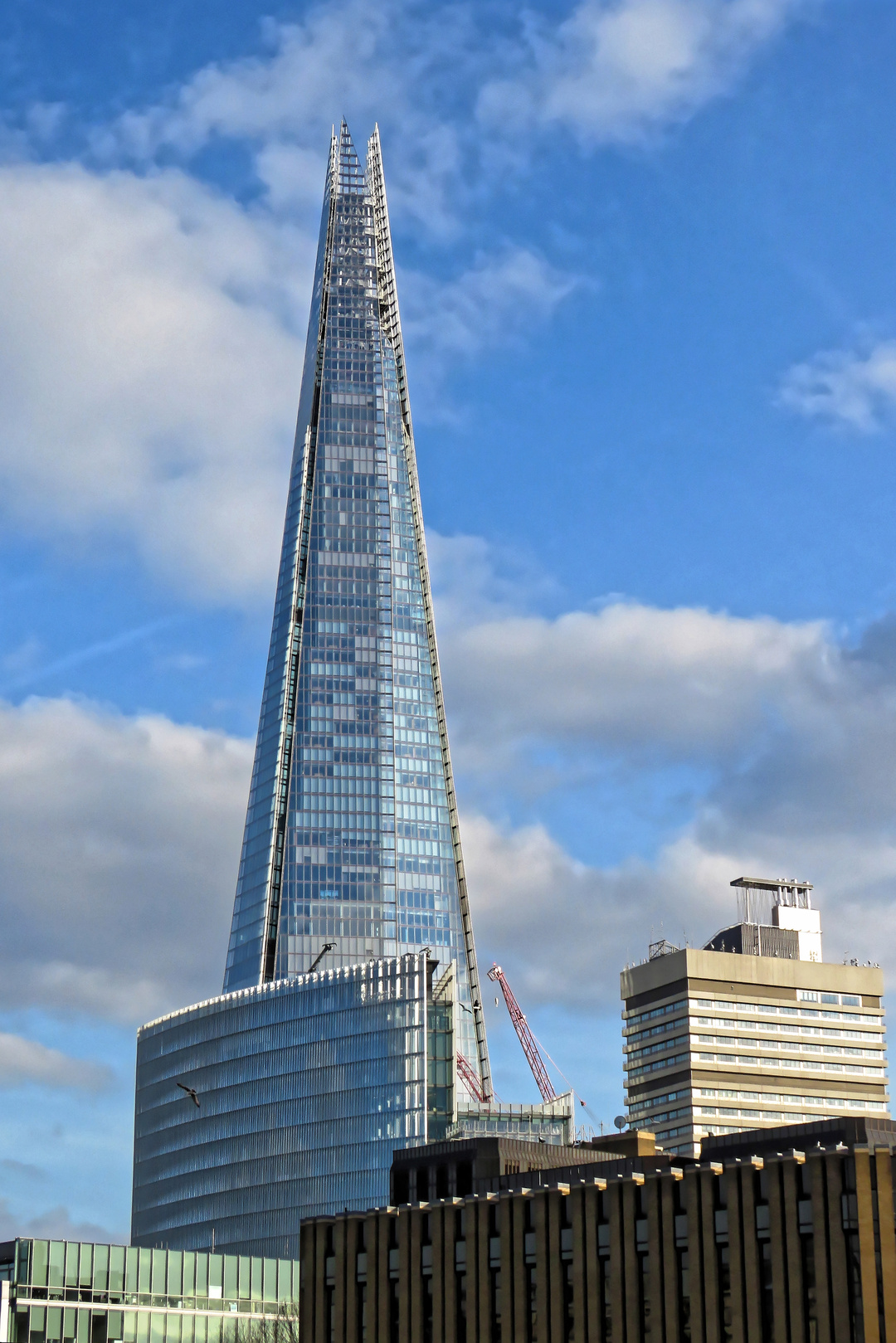 'The_Shard'_from_below_London_Bridge.jpg