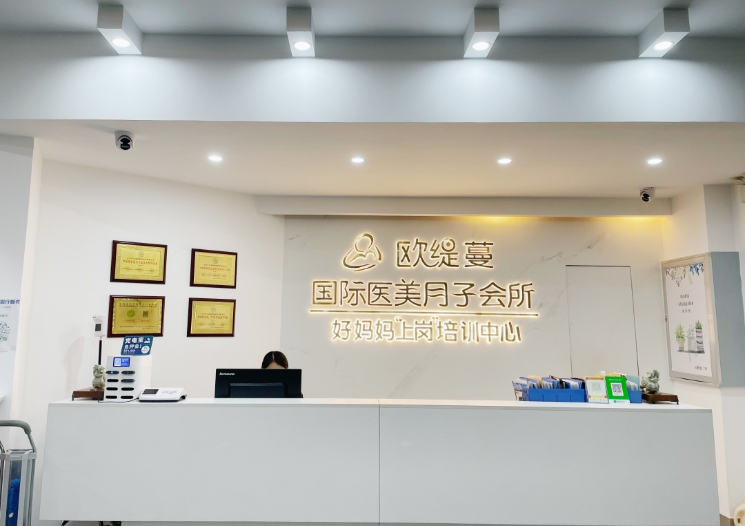 a14292fbe77d20cfa4c3cd9193a0a5a.jpg