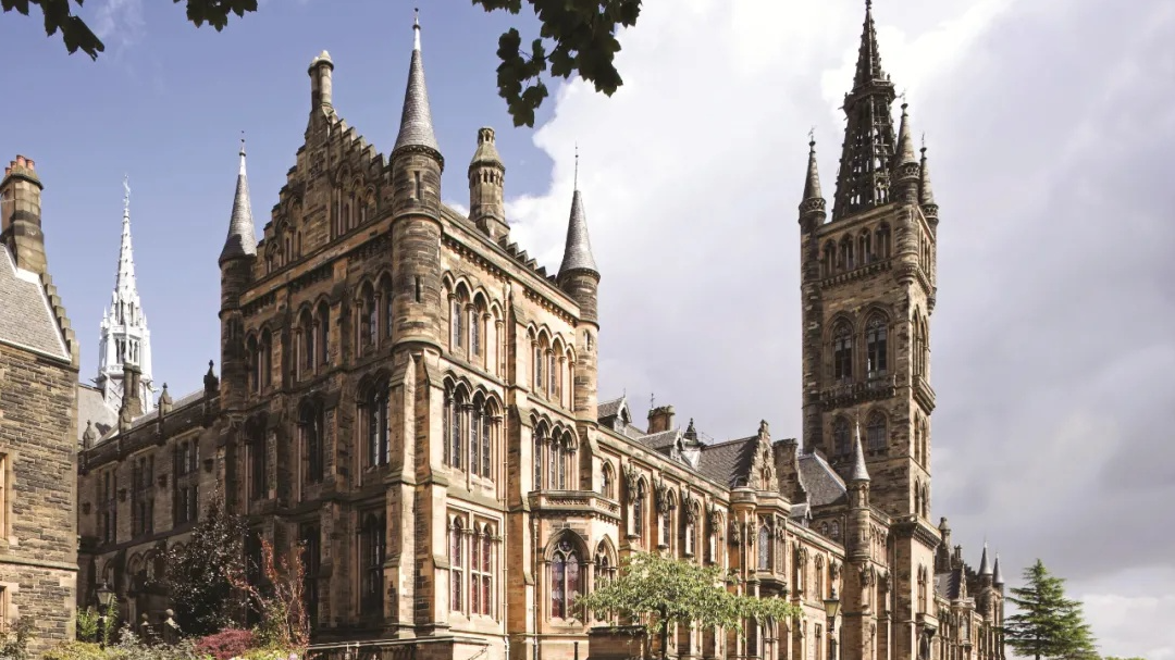 布里斯托大学被称为英国工科王国当然,除了工科,学校的理科,医学等